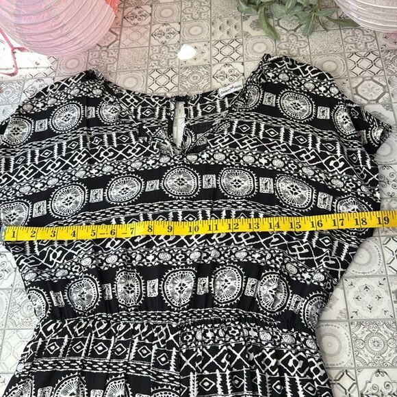 Dainty Hooligan Monochrome Patterned Playsuit - Picture 9 of 12